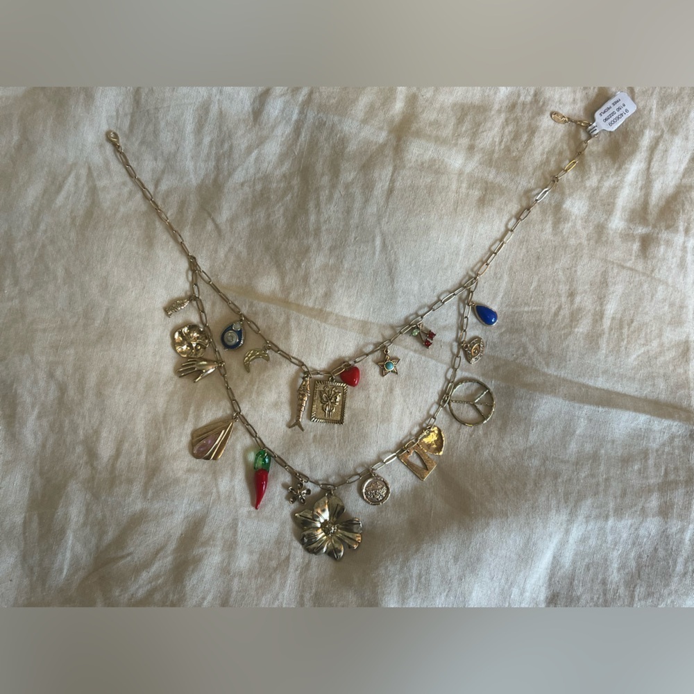 Free People Maximilian Flower Charm Necklace Gold Layered OS NWT - Picture 2 of 8